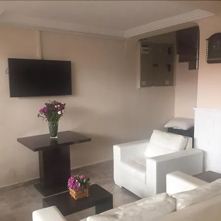 Turunc بيت ضيافة *